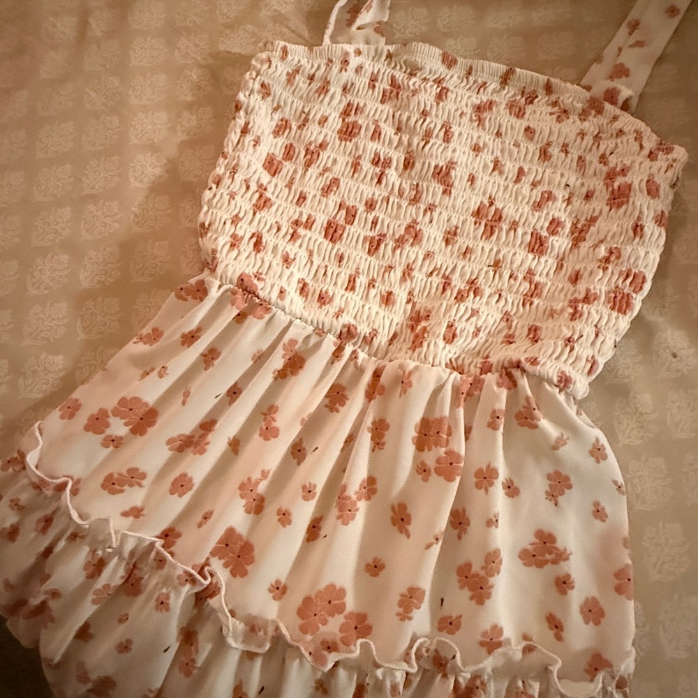 Jessica Simpson Floral Smocked‎ Mini Dress Peach Cream Tiered Ruffle Medium